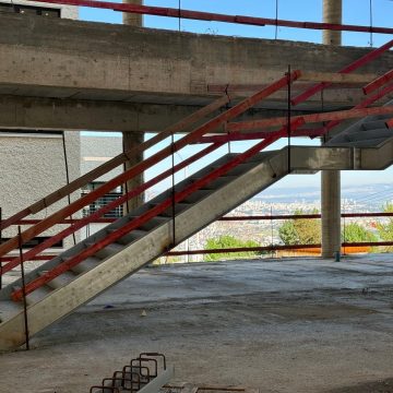 8b373dd1-0f8b-4fe3-9e1d-ca92f73d28ae